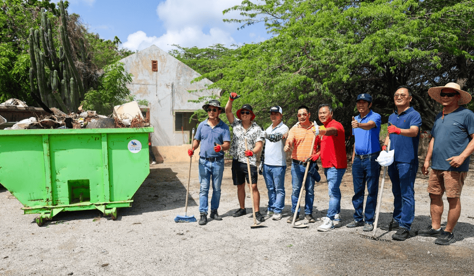 Comunidad Chines tambe a uni n’e Dia Nacional pa Cuida Aruba