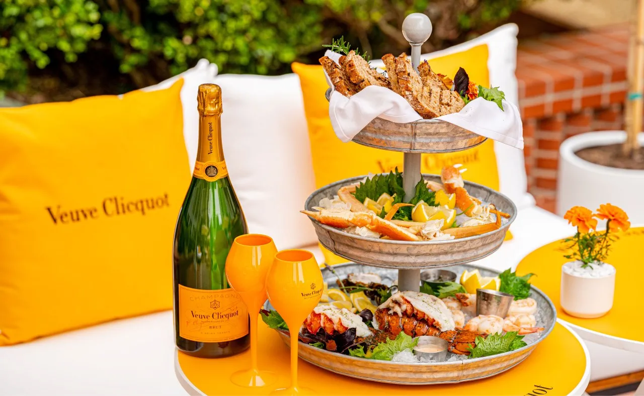 Sun Club by Veuve Clicquot diadomingo awo na Tierra del Sol