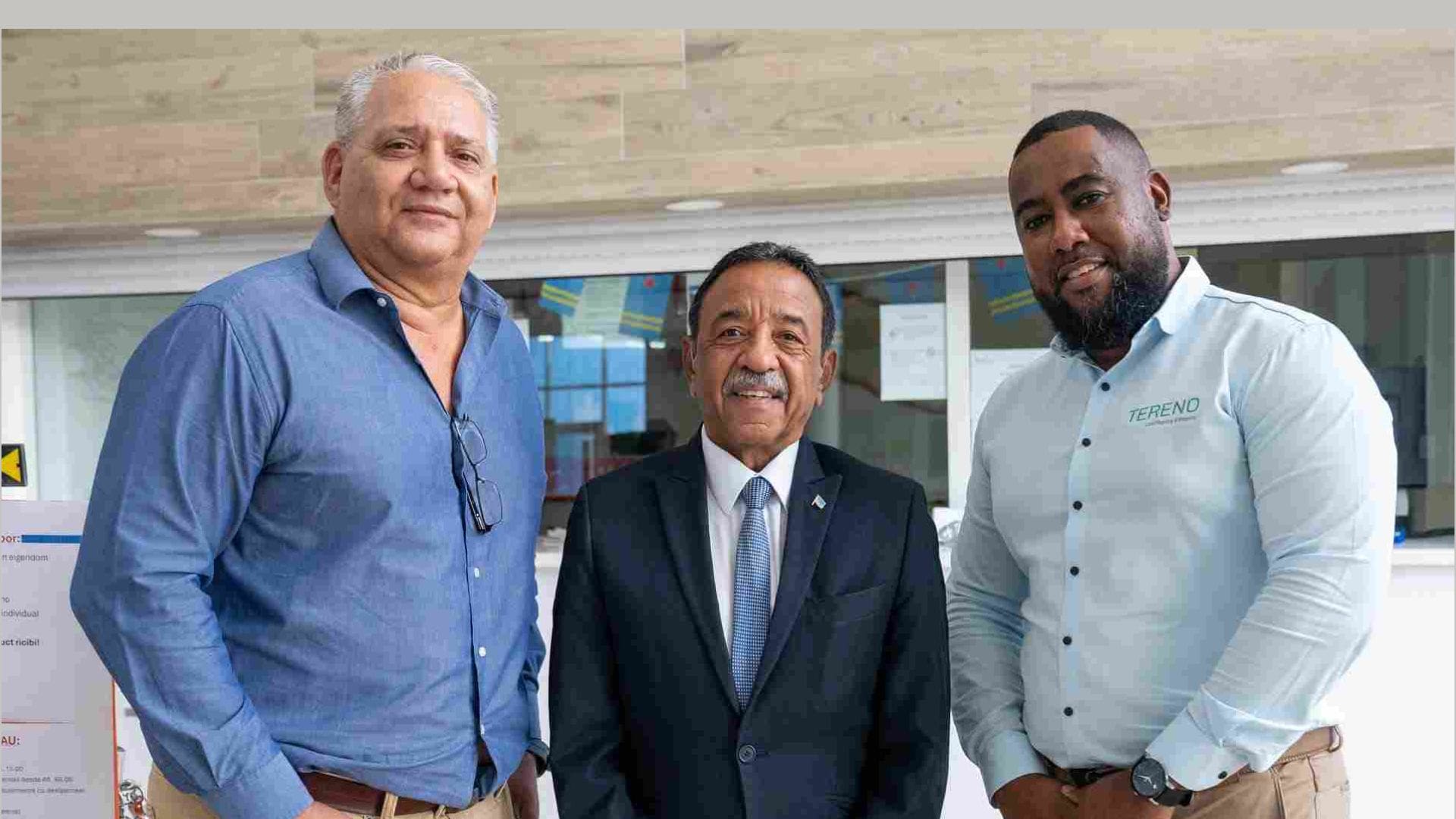 Minister Herdé Pushes to Overhaul Aruba's Slow Public Service System