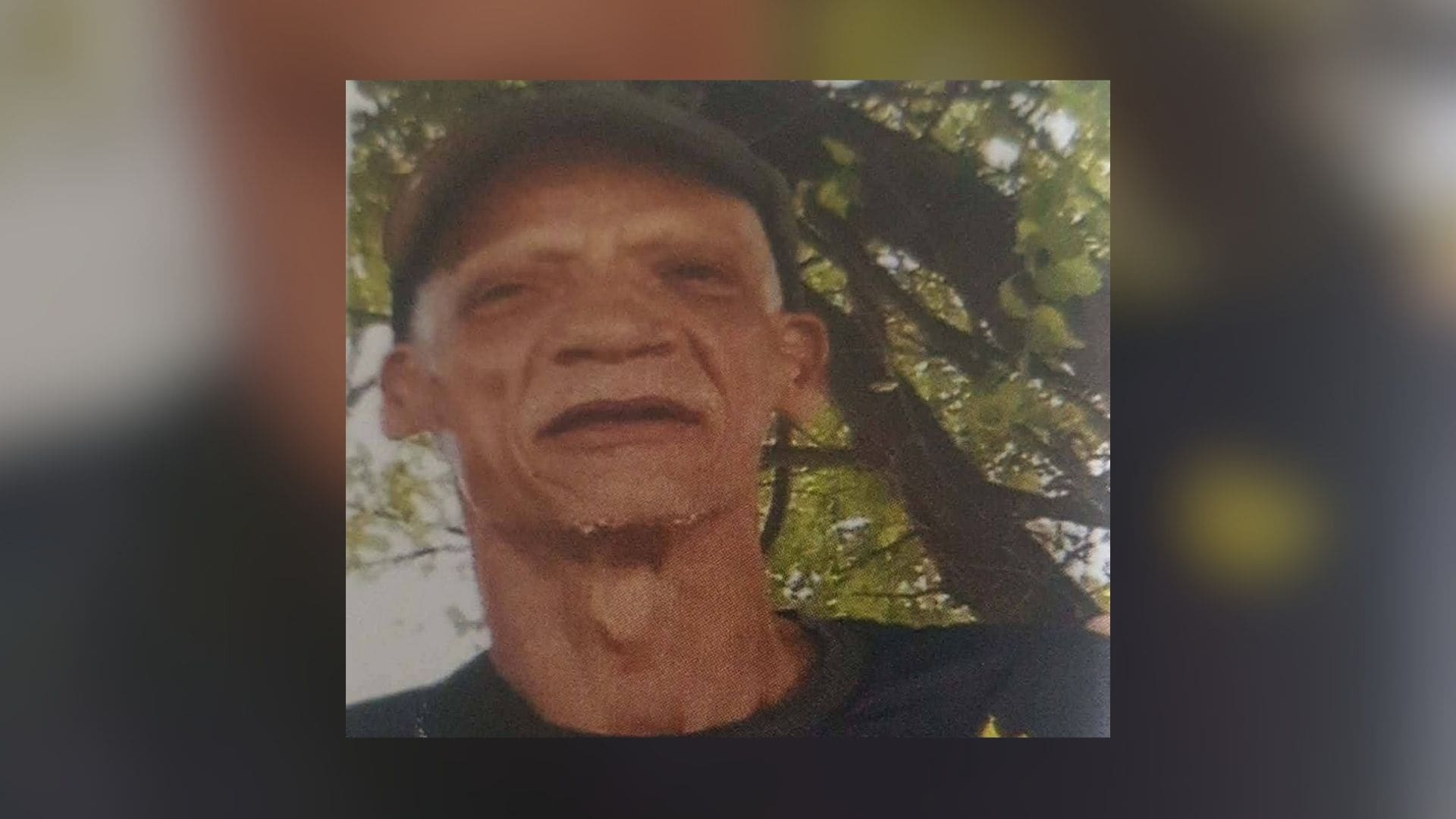 Family Searching for Missing 68-Year-Old Man in Dakota, Aruba