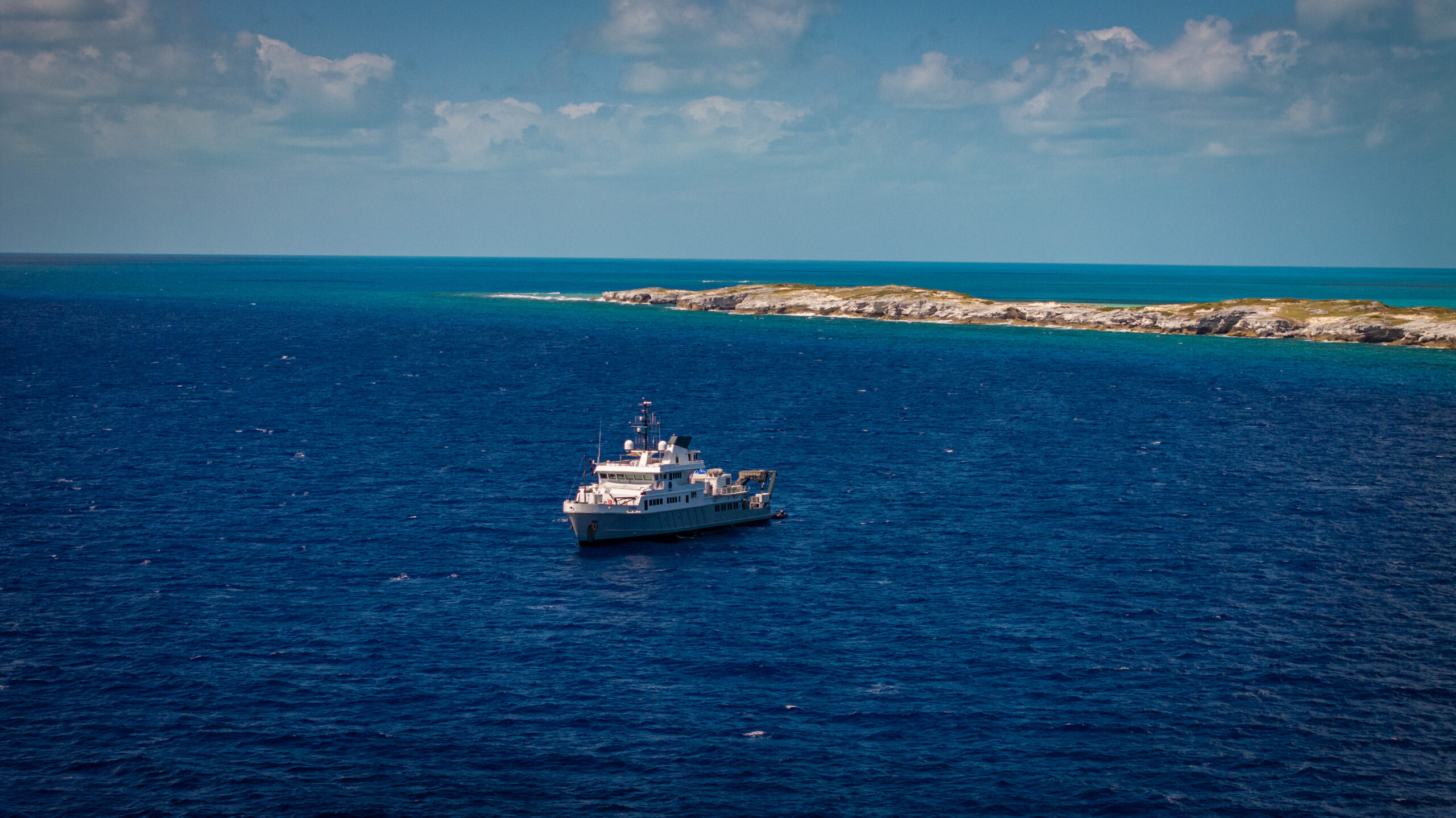 Managing Aruba's Underwater Cultural Heritage With Expert Knowledge