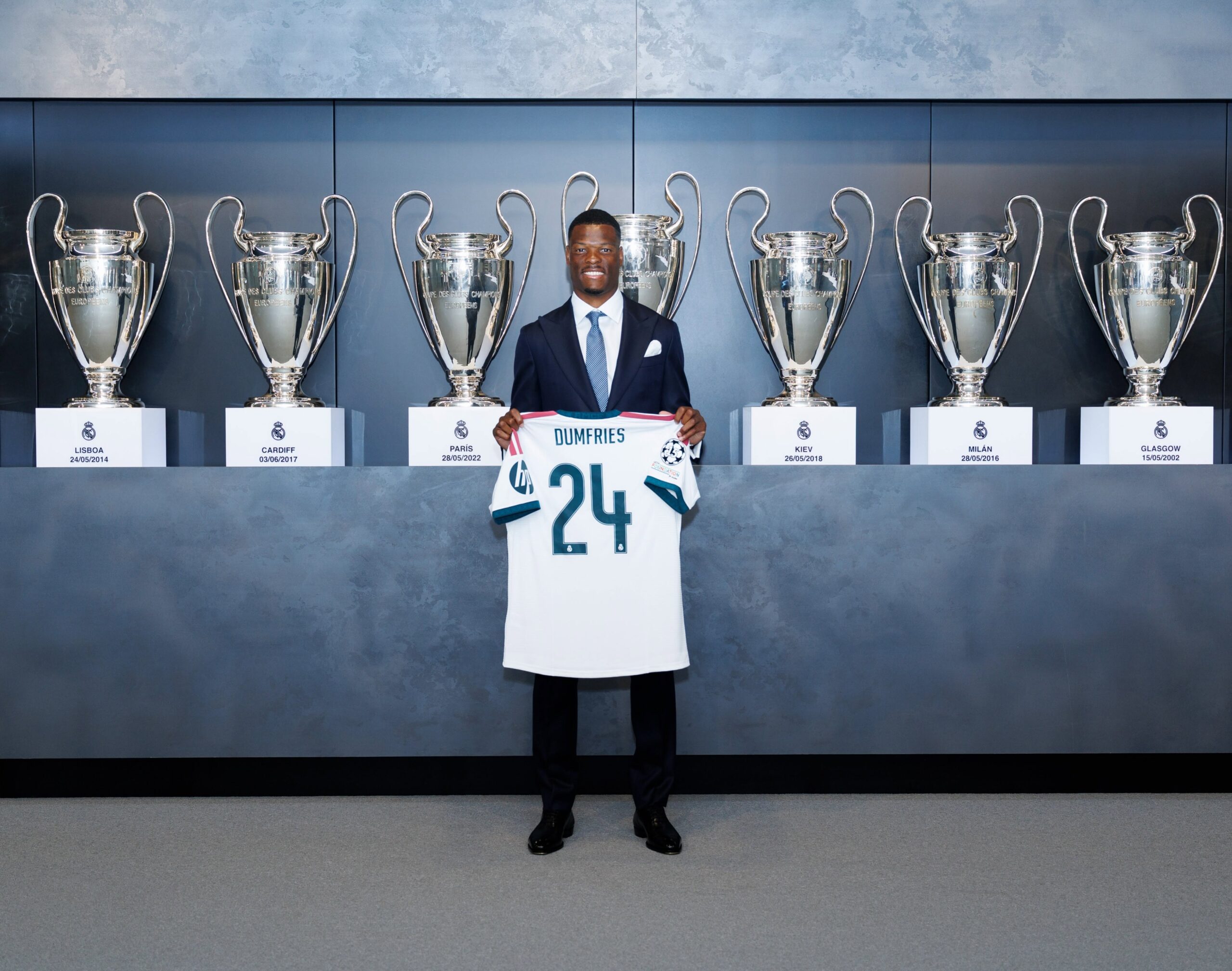 Aruban Pride at the Bernabéu: Denzel Dumfries Joins Real Madrid