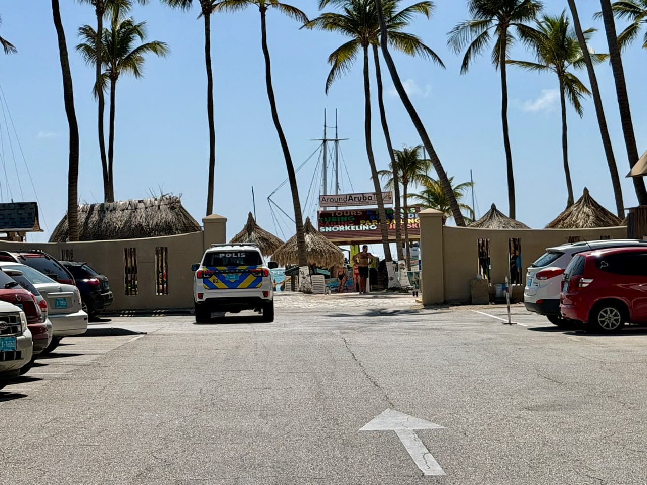 Accidente den lama a laga un persona herida na Palm Beach