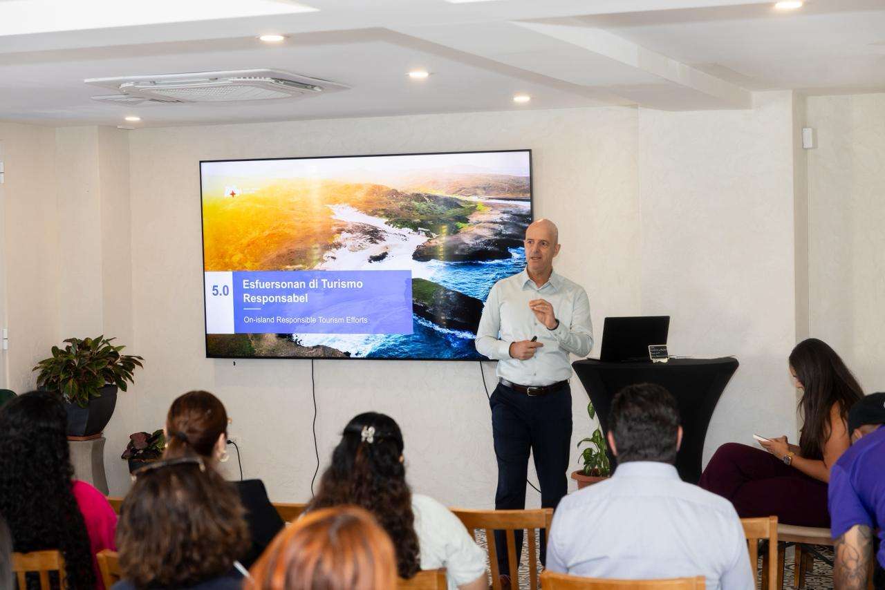 A.T.A. Hosts Appreciation Morning for Aruba's Local Press