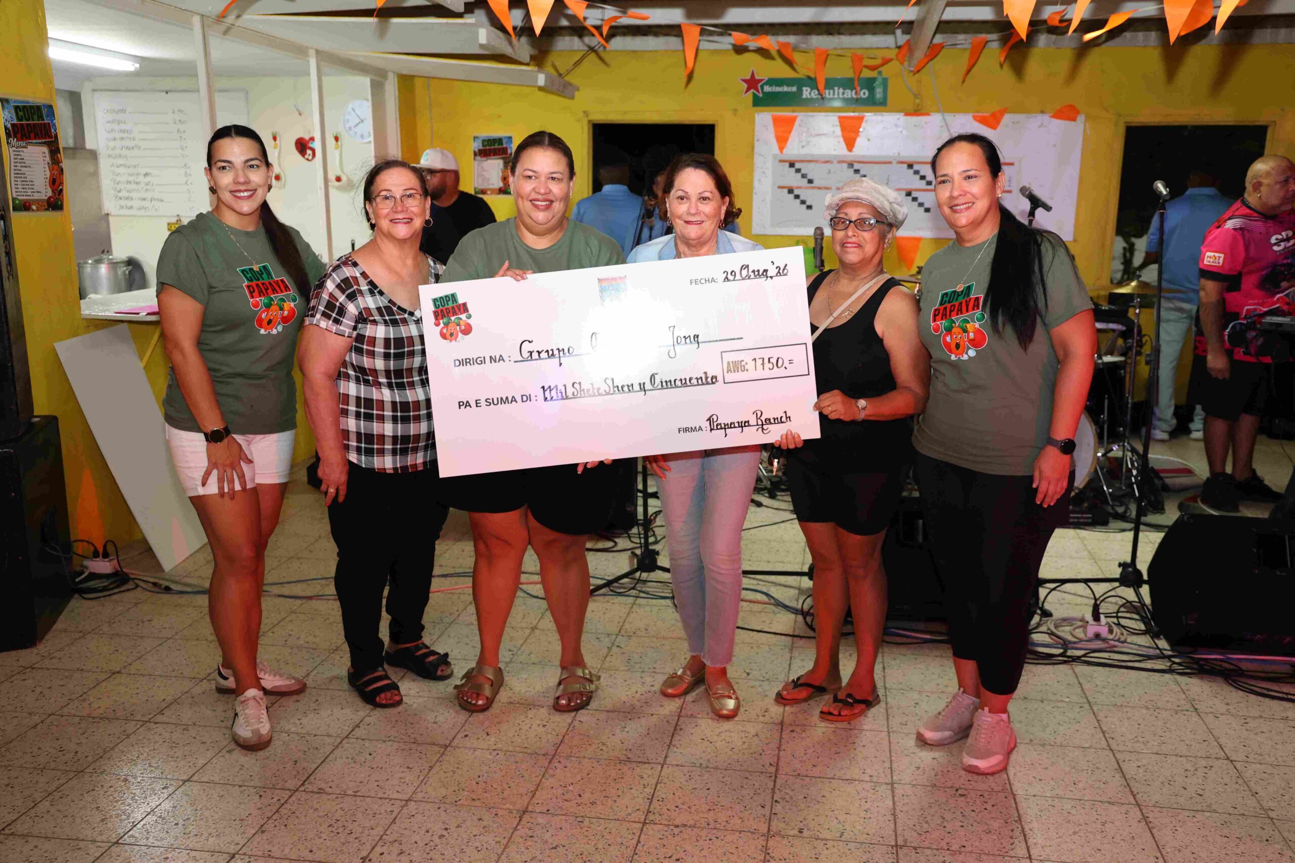 Papaya Ranch Bolas Team Makes Donations to Two Groups After Tournament