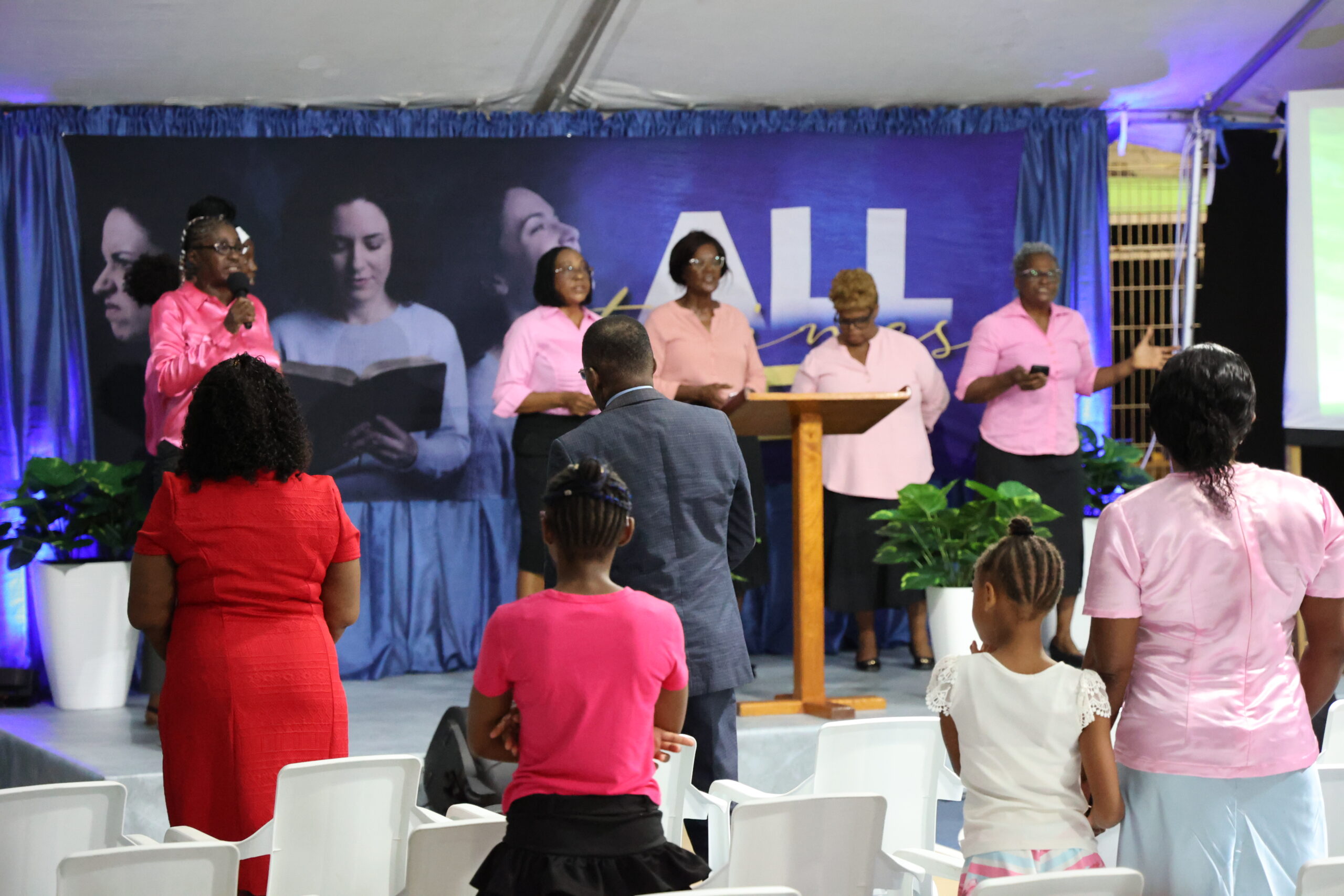 Iglesia Adventista di Shete Dia a organisa campaña pa fortalece famia