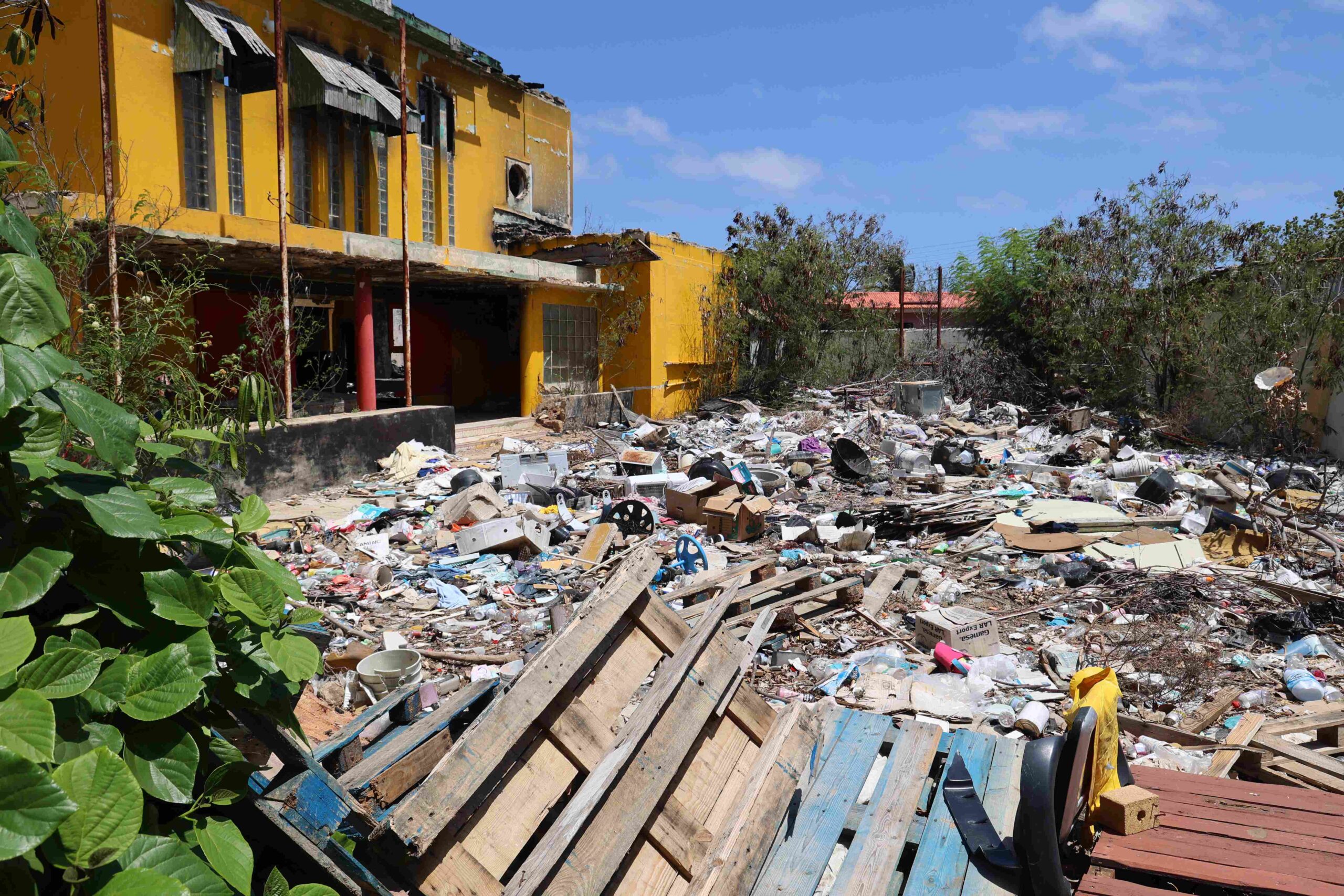 Residents Demand Action on Abandoned Chinese Club Building in San Nicolas