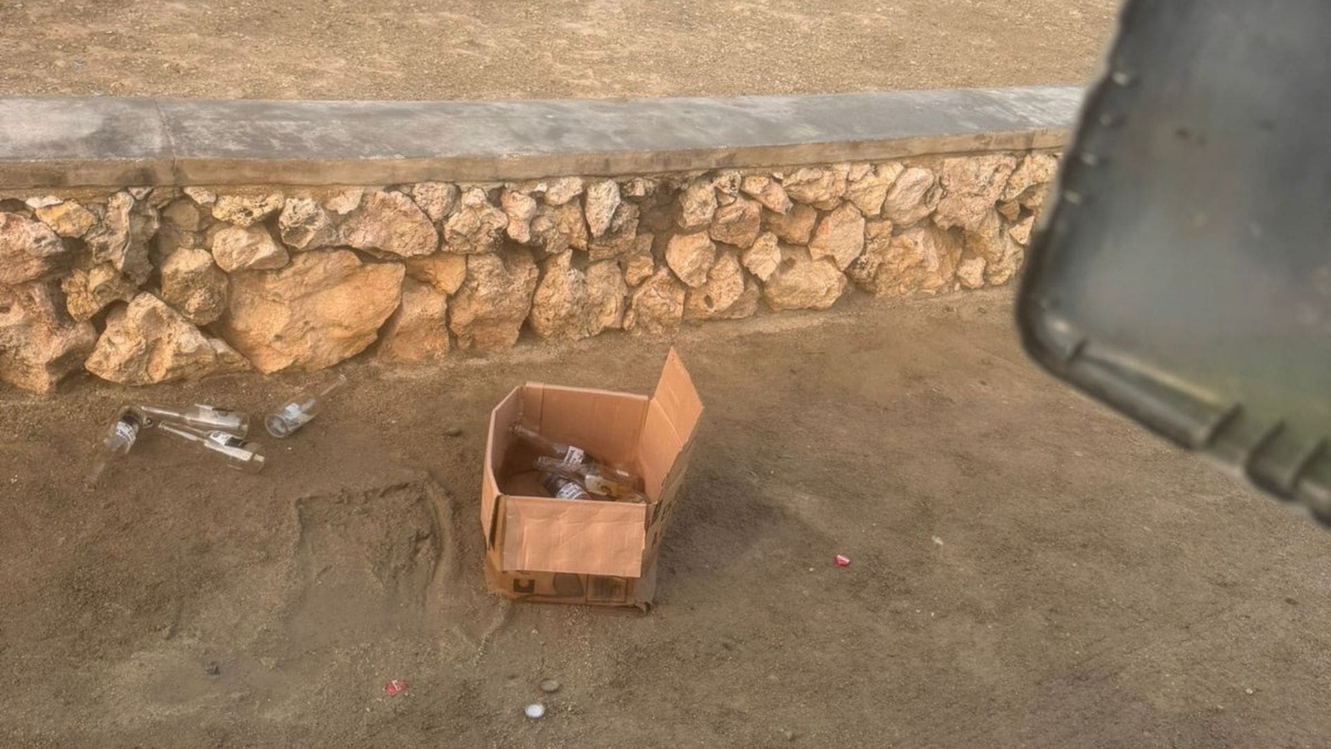 Aruba Calls for End to Trash Left on Public Beaches