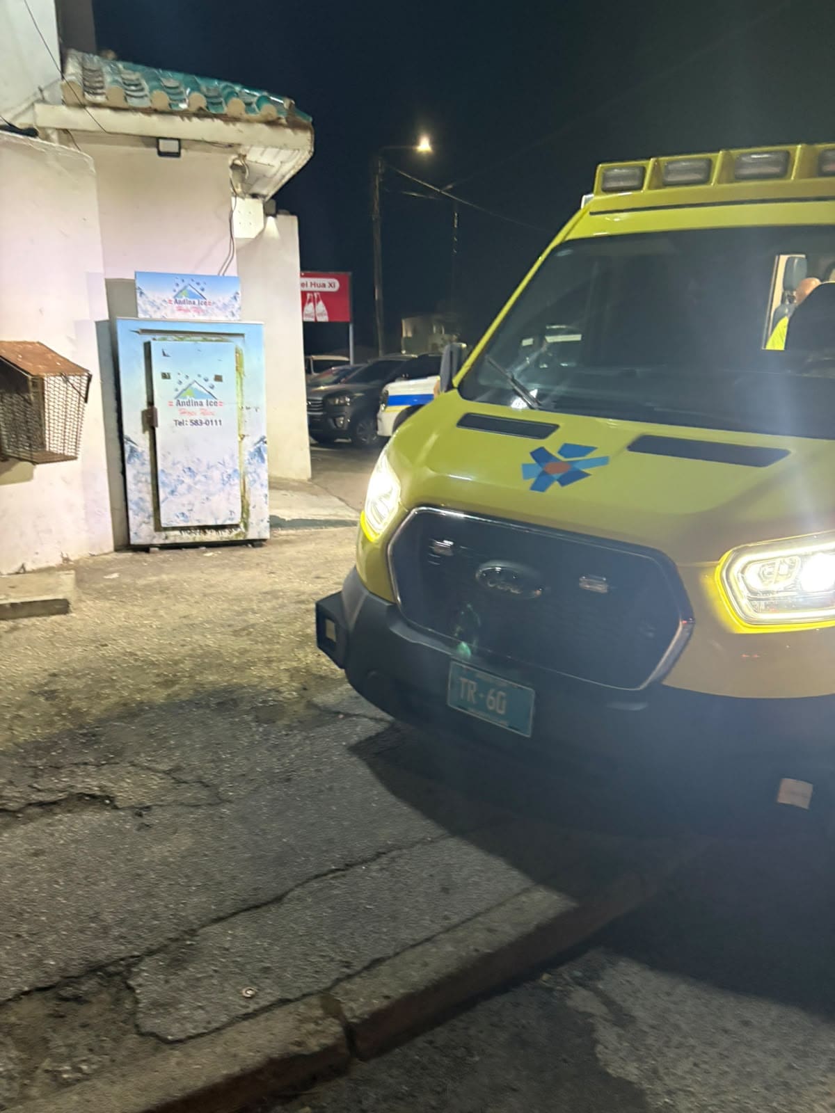 Atraco arma riba supermercado na San Nicolas