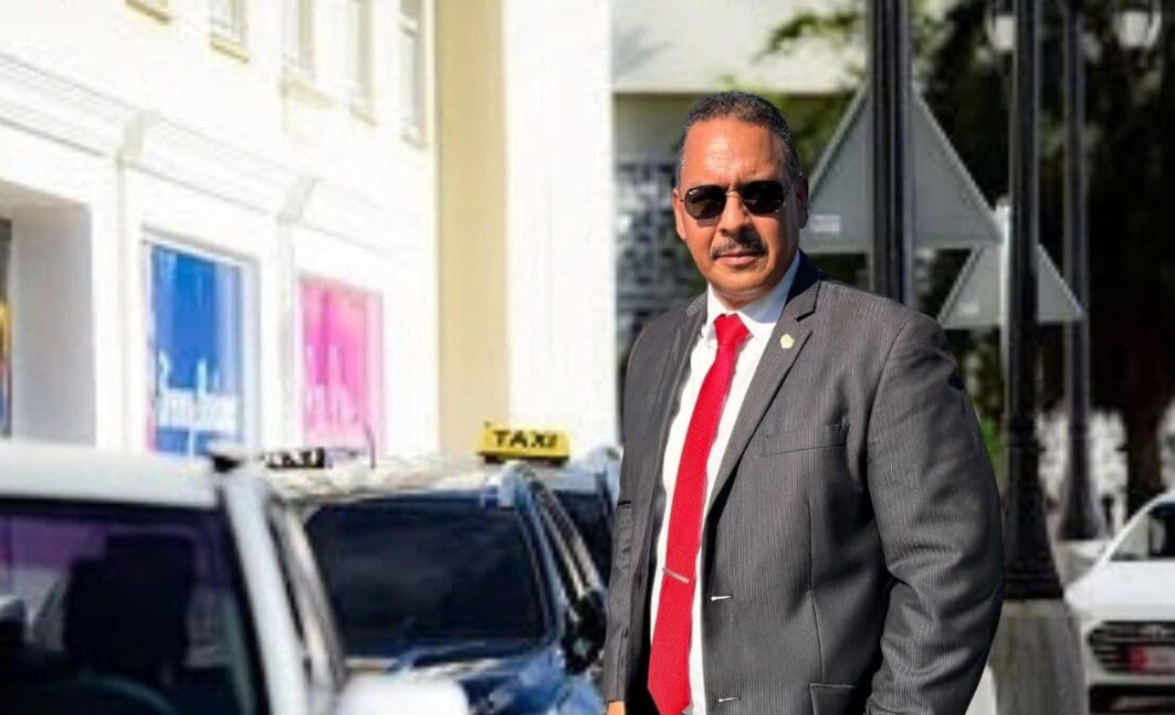 Carlos Bermudez (AVP): Ta propone bin cu sistema automatisa pa taxistanan na aeropuerto