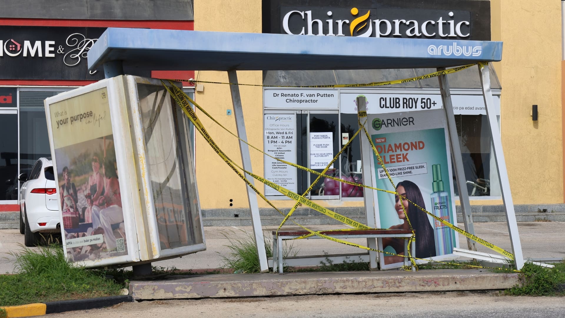 Arubus Stop on Palm Beach Boulevard in Deplorable Condition