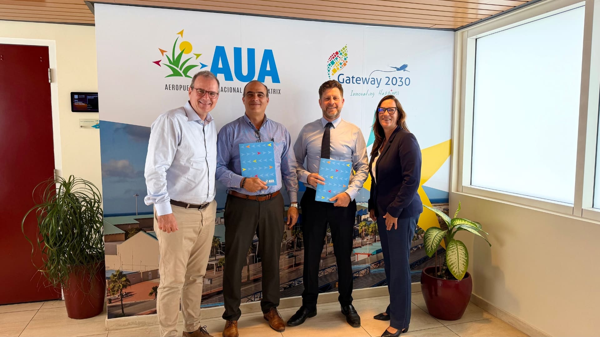 Aruba Airport Authority Signs New Ground Handling Concession Agreements